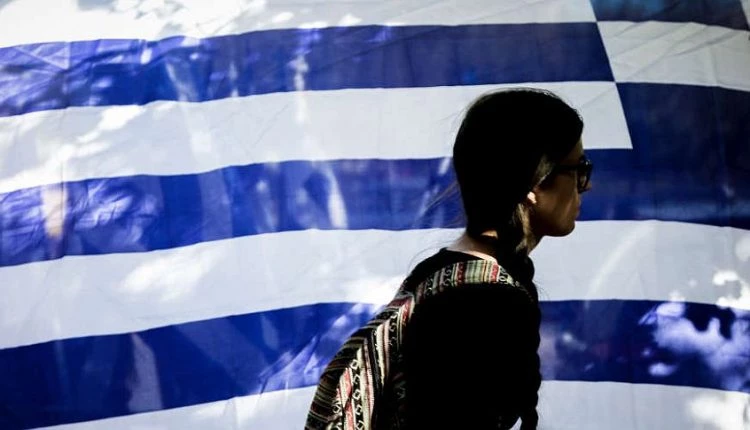 Πλησιάζουν εκλογές; Ετοιμάζει 850.000 ελληνοποιήσεις μεταναστών η κυβέρνηση